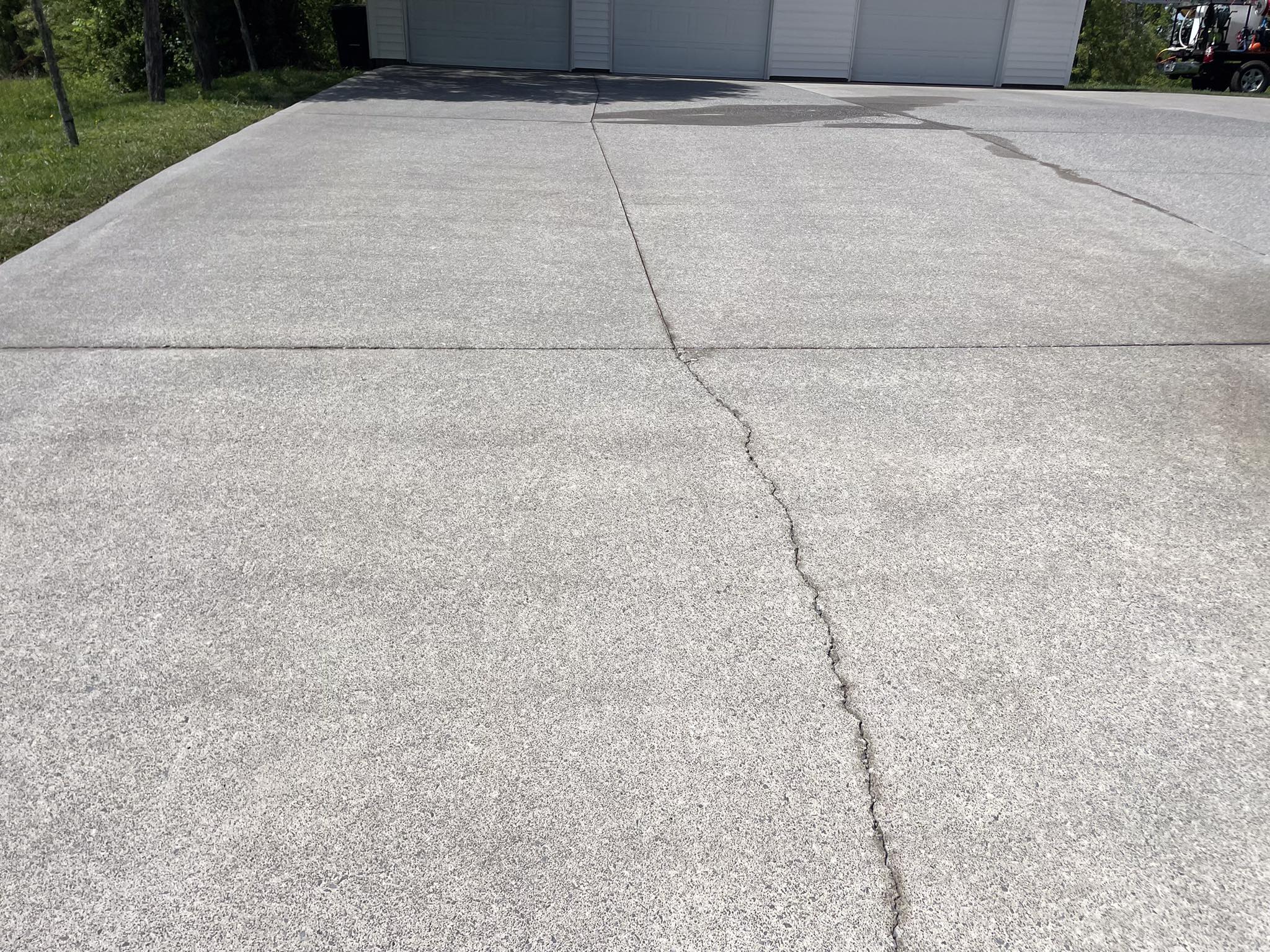 Pressure Washing In Alcoa, Tennessee - Bright Spot Power Washing